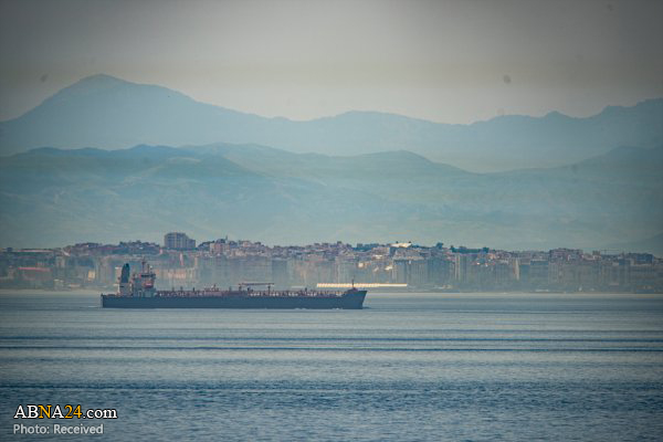  دومین نفتکش ایرانی به سواحل ونزوئلا رسید/ رای الیوم: رسیدن نفتکش‌ها به ونزوئلا؛ سیلی محکم ایران به ترامپ
