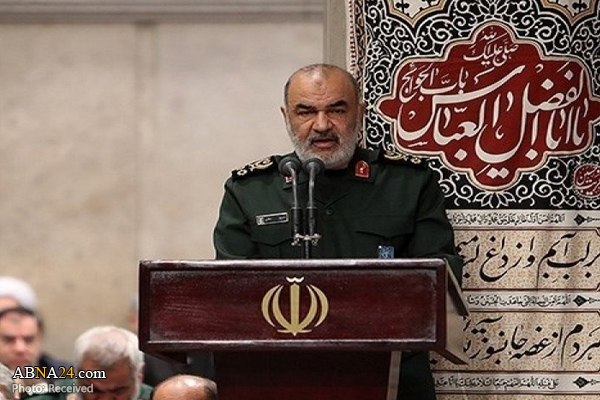 سرلشکر سلامی: ملت لبنان را در شرایط سخت هرگز تنها نمی‌گذاریم
