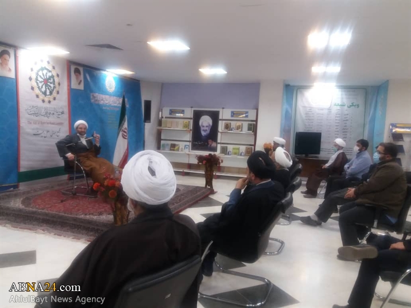 نشست "بررسی رویکردهای خاص پژوهش در ویکی شیعه" برگزار شد