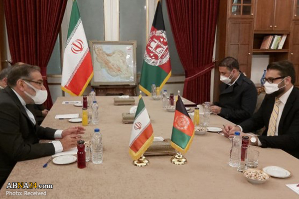 شمخانی: گرفتن انتقام سخت از آمران و عاملان ترور شهید سلیمانی قطعی است/ عاملان این جنایت تاریخی را وادار به خروج از منطقه می‌کنیم
