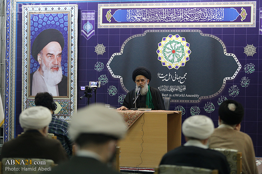 مؤمنی: لشکر عقل با بندگی خدا تقویت می‎شود/ مادر شهید حکیم در عبادات کوشا بود