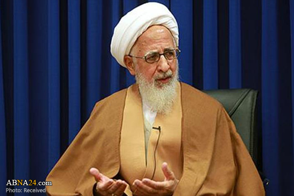 آیت‌الله جوادی آملی: زنان می‌توانند مرجعیت علمی و معنوی به ویژه برای بانوان داشته باشند
