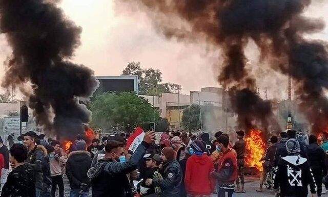 کشته شدن یک معترض و زخمی شدن ۱۵۰ نیروی امنیتی عراق در اعتراضات در استان واسط