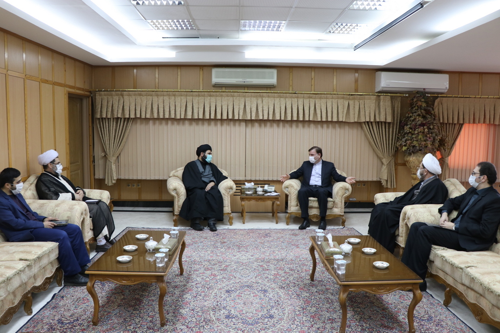 بقاع متبرکه و امامزادگان نمادی از فرهنگ دینی و باور مردم هستند