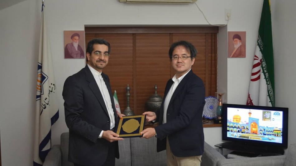 تقدیر از محقق فرهنگ رضوی در ژاپن
