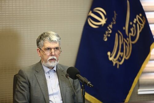 صالحی: دوگانه واکسن خارجی یا داخلی، از آغاز انحرافی بود
