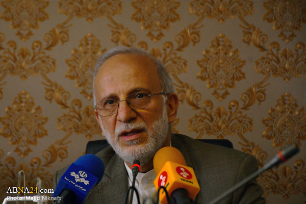 مصطفوی: محتوای کتاب "سفیر شیعه در غرب" الگویی برای طلاب و مبلغین است

