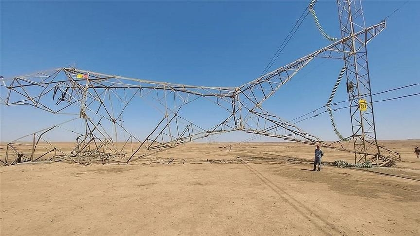 هدف قرار گرفتن ۲ دکل انتقال برق ایران به عراق