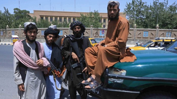 هیچ فردی از طالبان وارد کنسولگری ایران در مزار شریف نشده است
