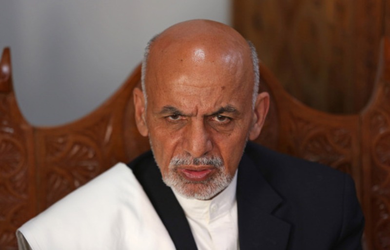 "اشرف غنی" فرار کرد/ عبدالله: خدا او را محاسبه خواهد کرد/ طالبان وارد پایتخت شد/ شورای سه نفره برای مدیریت کابل تشکیل شد