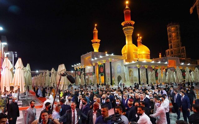 ماکرون به حرم کاظمین رفت + تصاویر