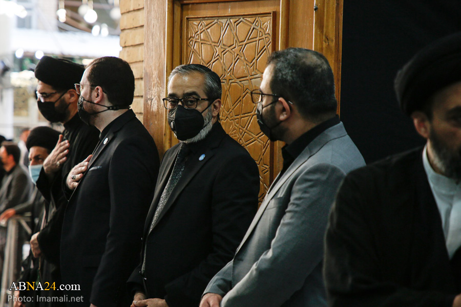 گزارش تصویری/ مراسم بزرگداشت آیت‌الله سید محمد سعید حکیم از سوی آستان مقدس حرم امام علی(ع)
