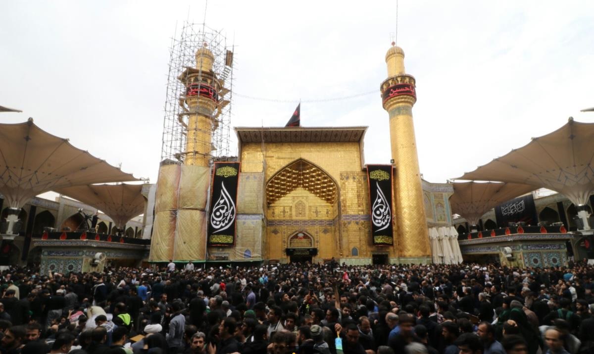 پیاده‌روی زوار به سوی نجف برای زیارت آخر صفر/ پوشش خاص این مراسم از سوی ابنا