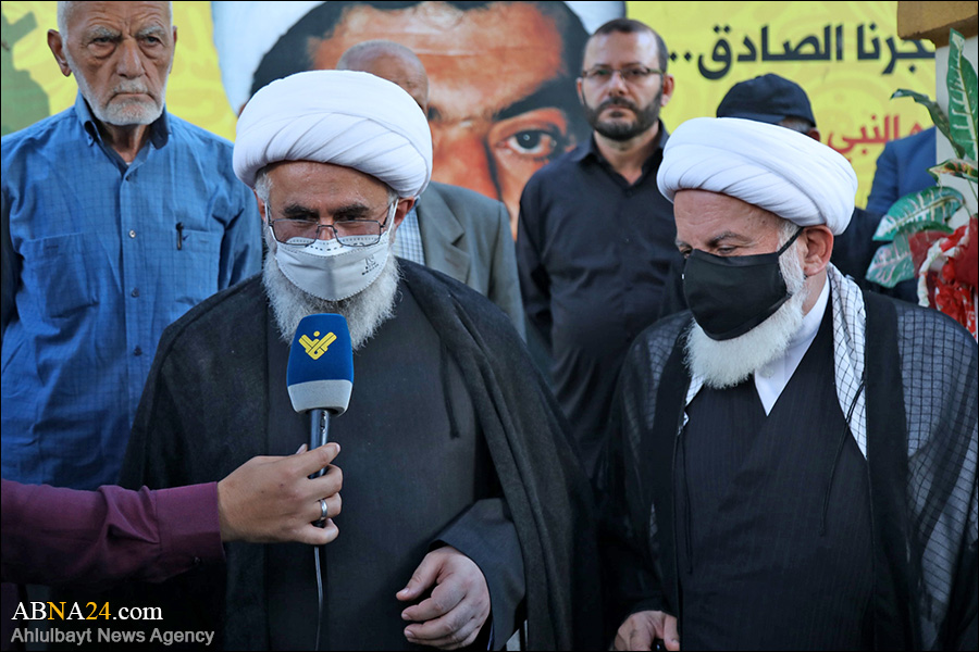 عکس خبری/ زیارت مقبره شهید راغب حرب توسط آیت‌الله رمضانی