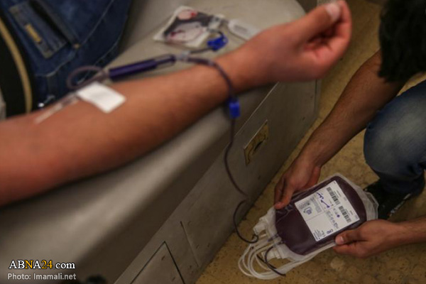 عکس خبری/ پویش اهدای خون در جوار حرم امام علی(ع)