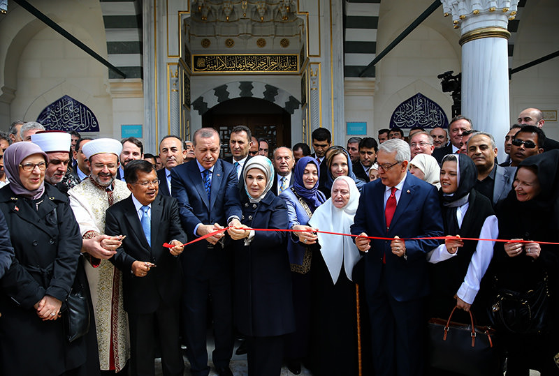 فایننشال تایمز: اردوغان احتمالا اسلام را دین رسمی ترکیه اعلام کند

