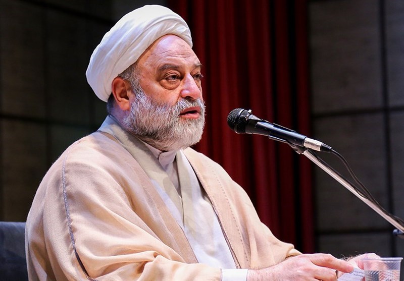 فرحزاد: مومنین نهایت استفاده معنوی را از شب نیمه شعبان ببرند