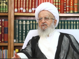 Peringati Pekan Kesehatan Nasional, Ayatullah Shirazi turut Menyumbangkan Darahnya