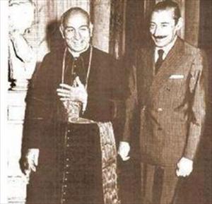 “Francisco I se Desprende de Jorge Mario Bergoglio: Cambio de Piel”