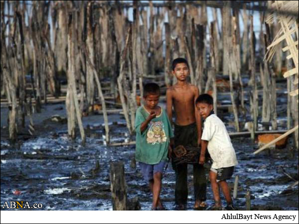 အျပစ္မဲ့ ျမန္မာ မြတ္စလင္မ်ား ကို  ဗုဒၶဘာသာ ကိုခုံတုံးလုပ္ၿပီး  မတရား လူမဆန္စြာ မီး႐ႈိး ၊ ရက္စက္၊ ေစာ္ကား၊သတ္ျဖတ္ ထားသည့္ ျဖစ္ရပ္