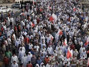 Bahraini forces clash with anti-regime protesters