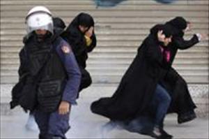 Sicherheitskräfte in Bahrain greifen Demonstranten an