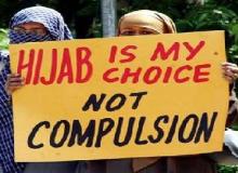 Knifeman ordered Bristol women to take off hijabs