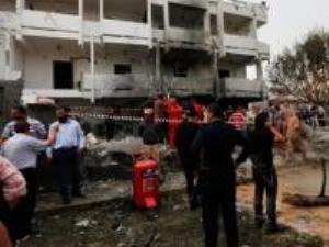 انفجار يستهف سفارة فرنسا في طرابلس