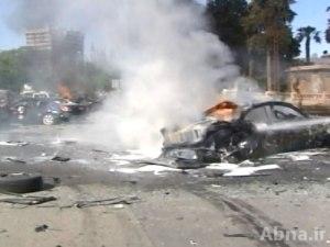 بالصور / انفجار سيارة مفخخة في منطقة "المزة" بدمشق.. ونجاة رئيس الوزراء السوري
