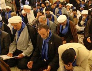 "Din Adamları ve İslami Uyanış Konferansı" konukları İmam Rıza'yı ziyaret etti / Foto