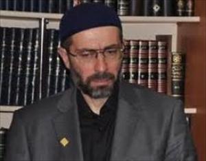 Азәрбајҹанын Гәрб бөлҝәсиндән Мөвсүм Сәмәдовун президентлијинә 21 мин имзалыг мүраҹиәт
