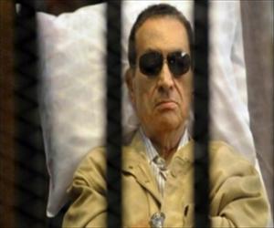 مصر ميں سابق آمر پر مقدمہ