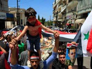 لبنان کے شہر سیدون میں بشار اسد کی حمایت میں ریلی