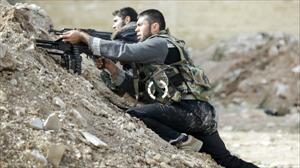 Ausländische Truppen foltern Alten in Aleppo