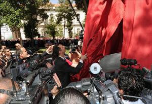 Бәшшар Әсәд, Сурија университет шәһидләринин абидәсинин ачылышын гејд едиб + Фото