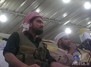 الارهابي محمد خميس ابو ريشة يعلن حمل السلاح بوجه الدولة