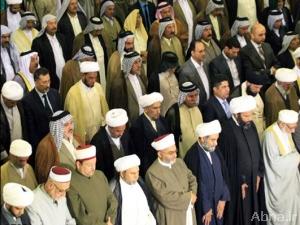 بالصور / آلاف العراقيين يشاركون بالصلاة الموحدة تنديدا بالطائفية