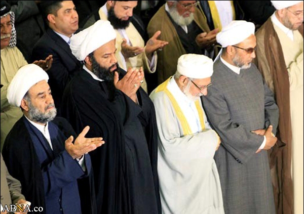 Thousands of Iraqis hold unity Friday Prayers / Photos