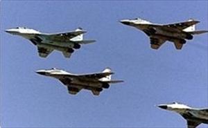 Israeli warplanes launch mock raids on Gaza
