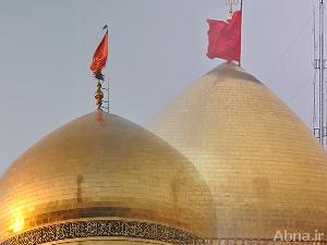 راية السيدة زينب (ع) تتشرف بالعلو في كربلاء المقدسة