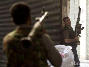 المسلحون يعدمون قائد جيش "محمد" بتهمة القتل والسرقة