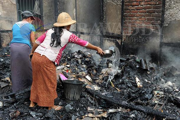 ပဲခူးတုိင္း မုန္းၿမိဳ႕တြင္လည္း အဓိက႐ုဏ္း ျဖစ္ျပန္
