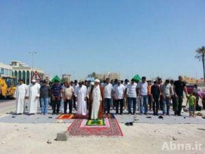 بحرينيون يتمسكون بأداء الصلاة في مواقع المساجد المهدومة