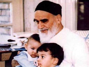 Imam Khomeini, Kakek yang Penyayang dan Lemah Lembut