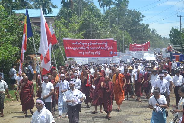 လူ႔အခြင့္အေရးလား၊ လူဦးေရ ထိန္းခ်ဳပ္မႈလား