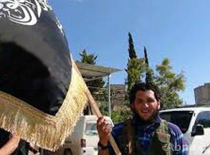 انزال علم ما يسمى بـ" الثورة" السورية ورفع علم جبهة النصرة الارهابية في حلب