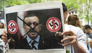 Erdogan appelle ses électeurs à donner "une leçon" aux manifestants