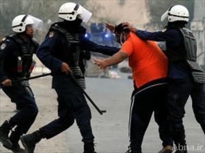 آل خلیفہ کے نوکروں کا بحرینی طلبہ پر حملہ