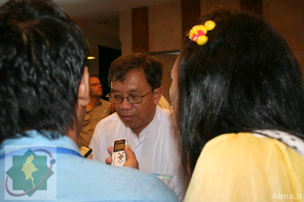 မေလး႐ွားျဖစ္ရပ္သည္ ျမန္မာ့ အၾကမ္းဖက္မႈ ကဲ့သို႔ပင္ျဖစ္ေၾကာင္း ေဒါက္တာ တင္ေမာင္သန္းေျပာ