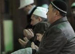 US Airport Accommodates Muslim Prayers